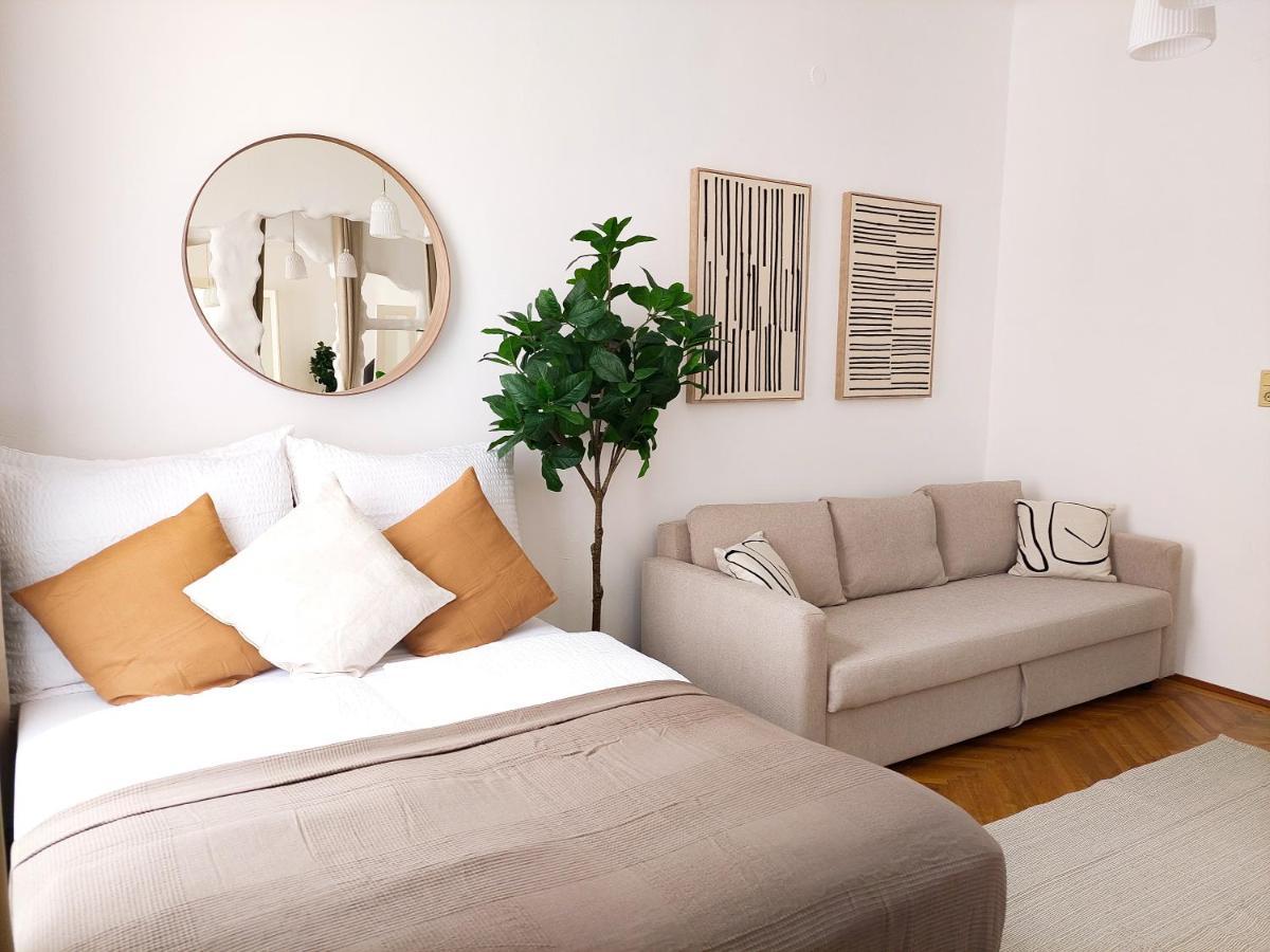 Appartement Hidden Garden - Spacious Modern - 1 Min To City Shuttle *