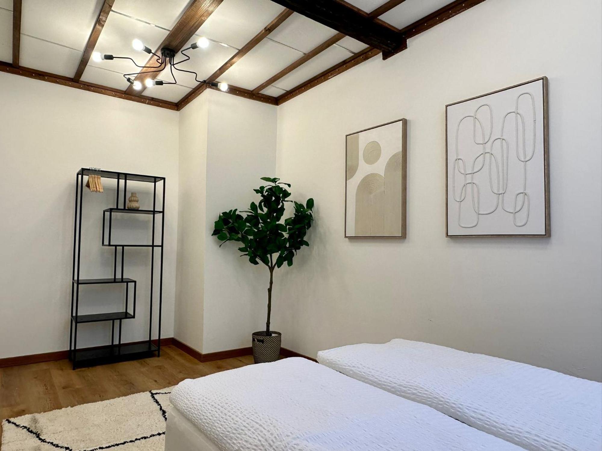 Hidden Garden - Spacious Modern - 1 Min To City Shuttle * Wenen