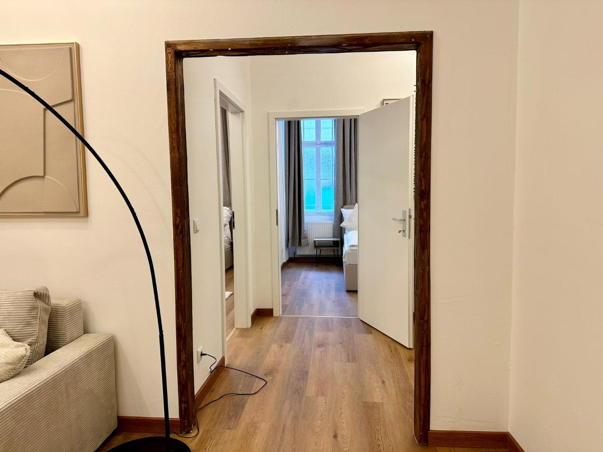 Appartement Hidden Garden - Spacious Modern - 1 Min To City Shuttle *